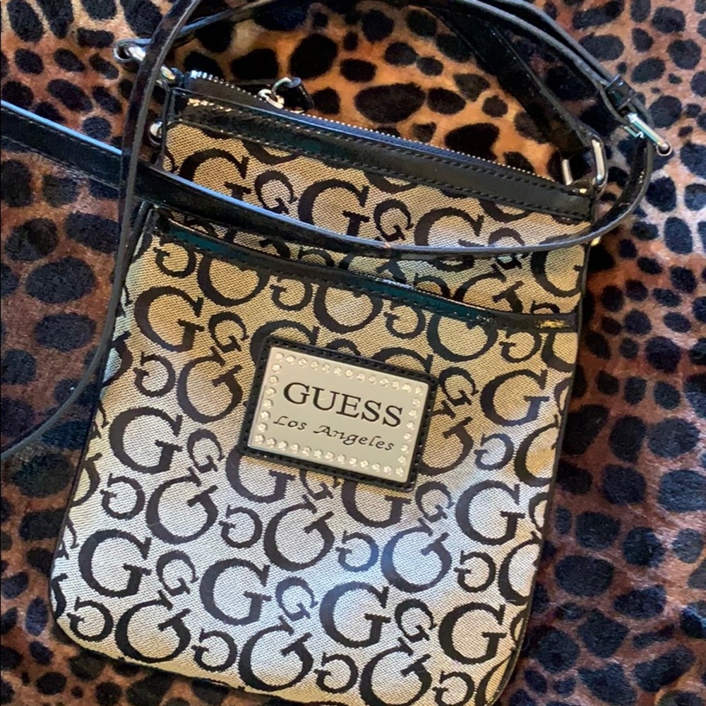 Guess crossbody